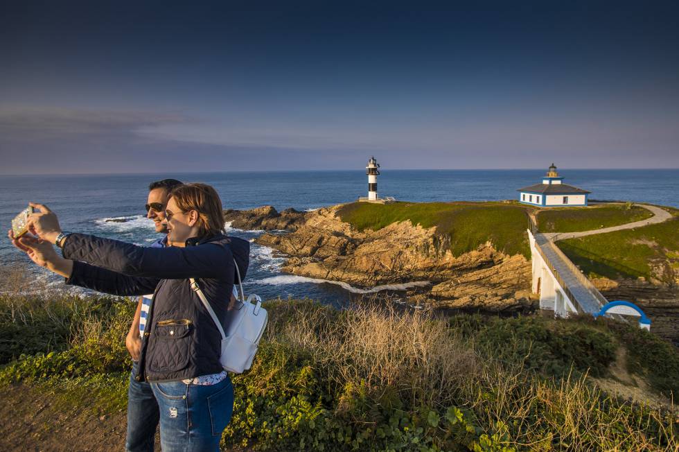 The plan to convert lighthouses into aground hotels for lack of investors